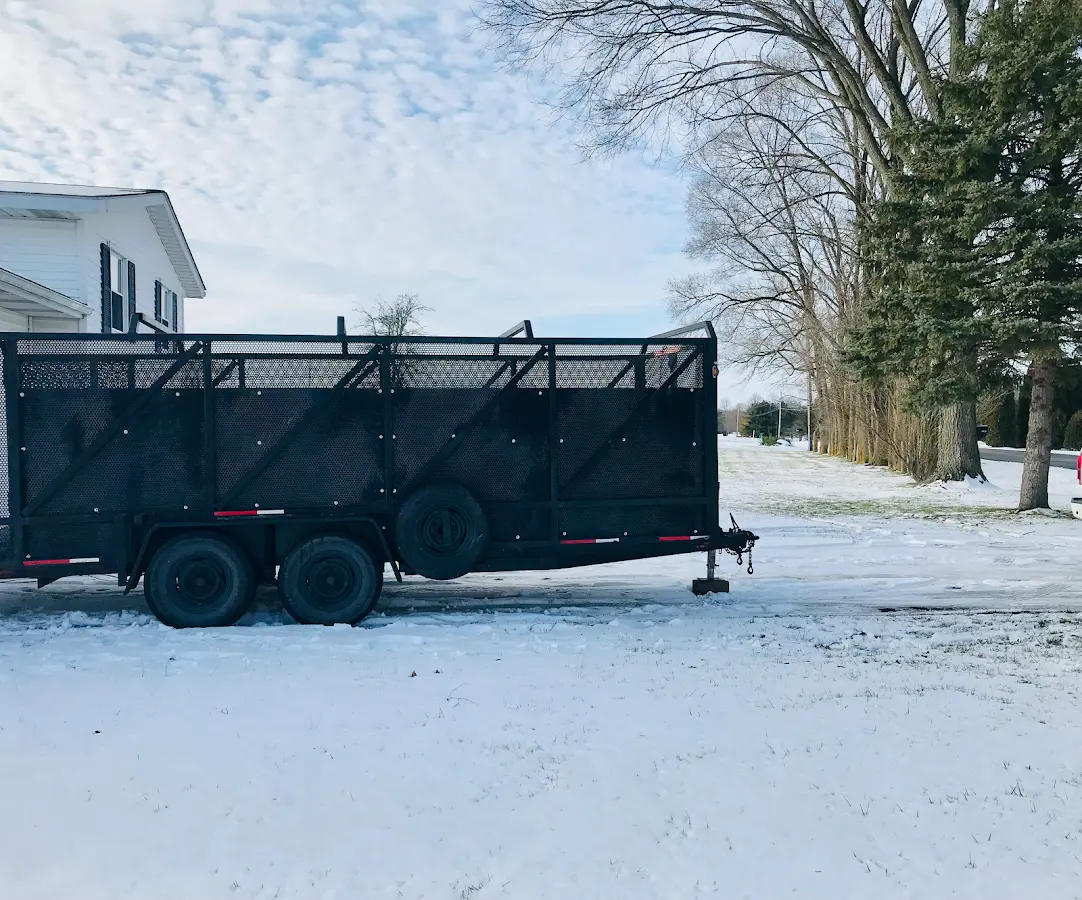3 Yard Dumpster Rental in Vernon, MI